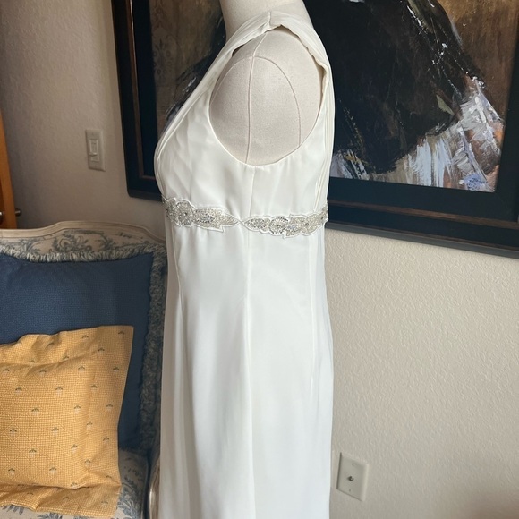 Sean Couture White Beaded Dress Size 10 - Picture 5 of 8